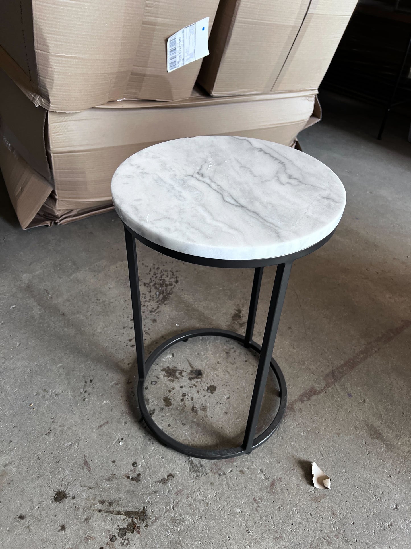Round Side Table, White Marble and Black, 32x48cm
