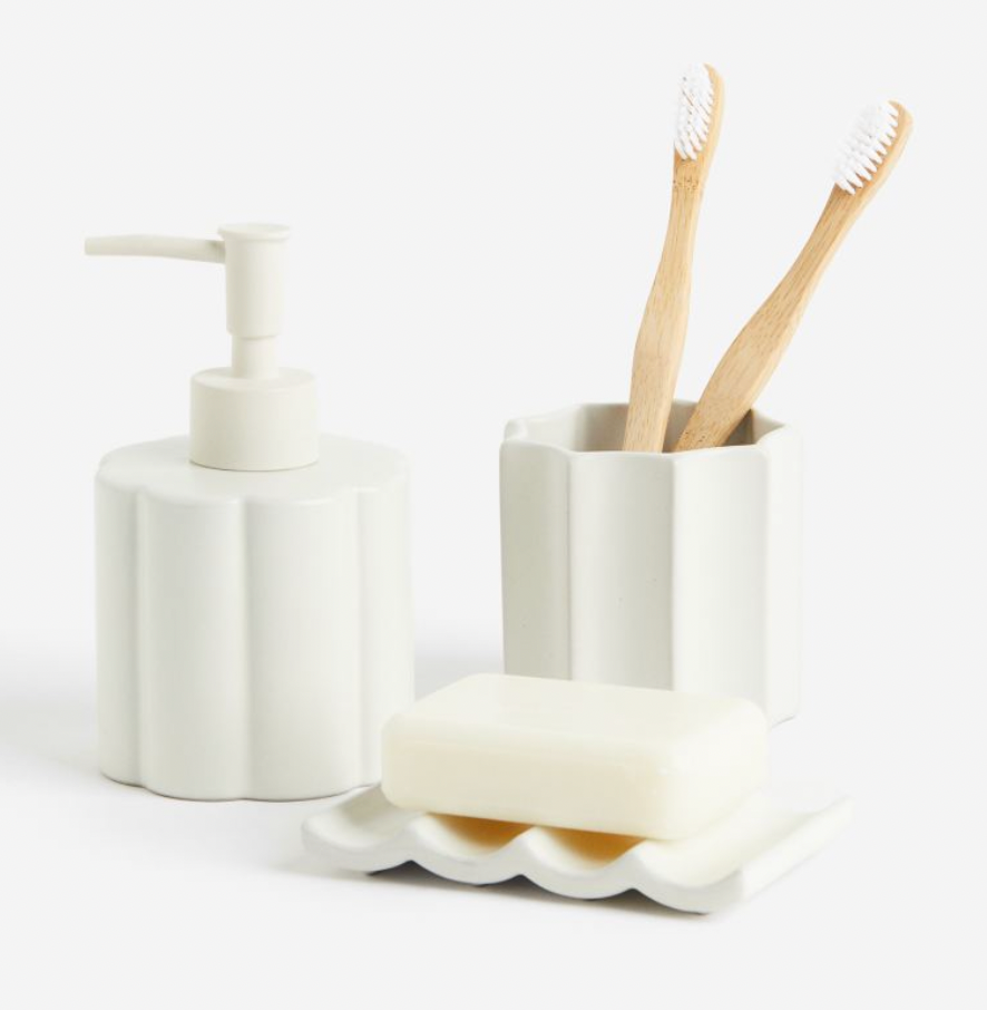 Stoneware soap dish