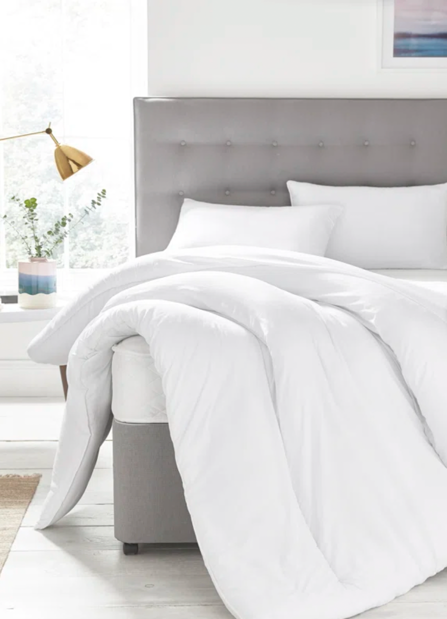 Silentnight Deep Sleep 10.5 Tog Duvet All Season Cosy and Super soft - Double