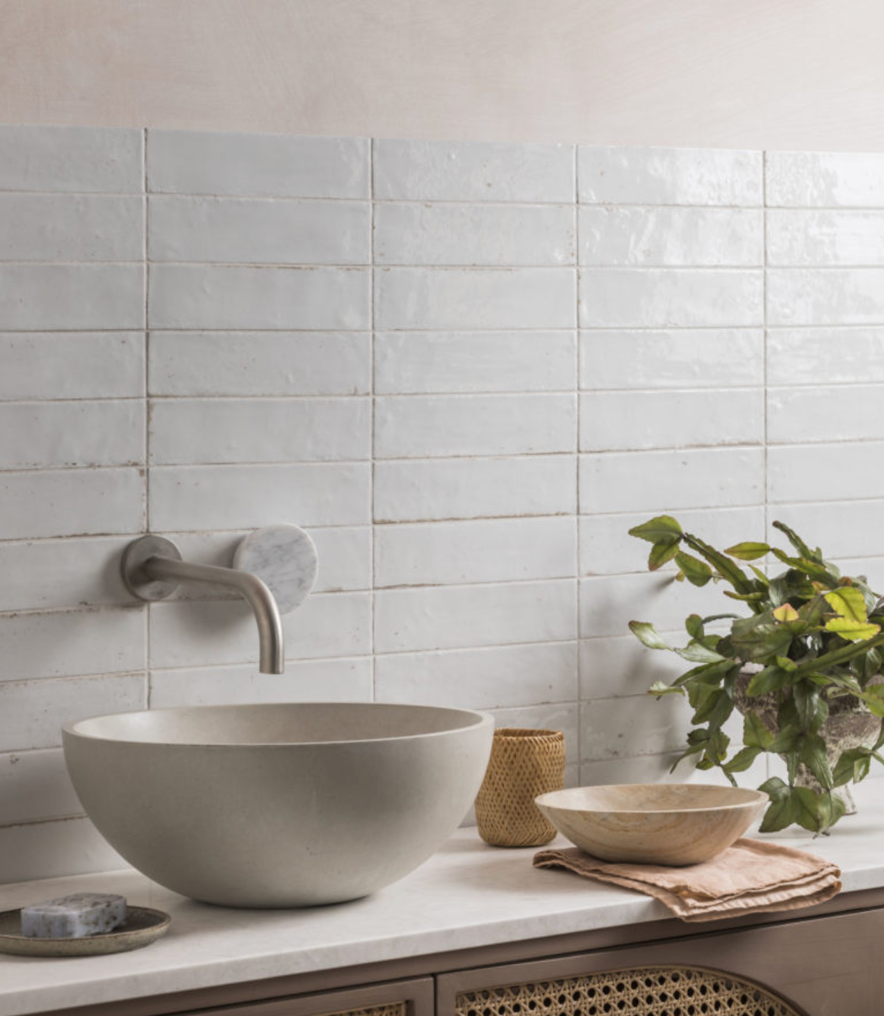 Hoxton White Gloss Porcelain 240x60x10mm