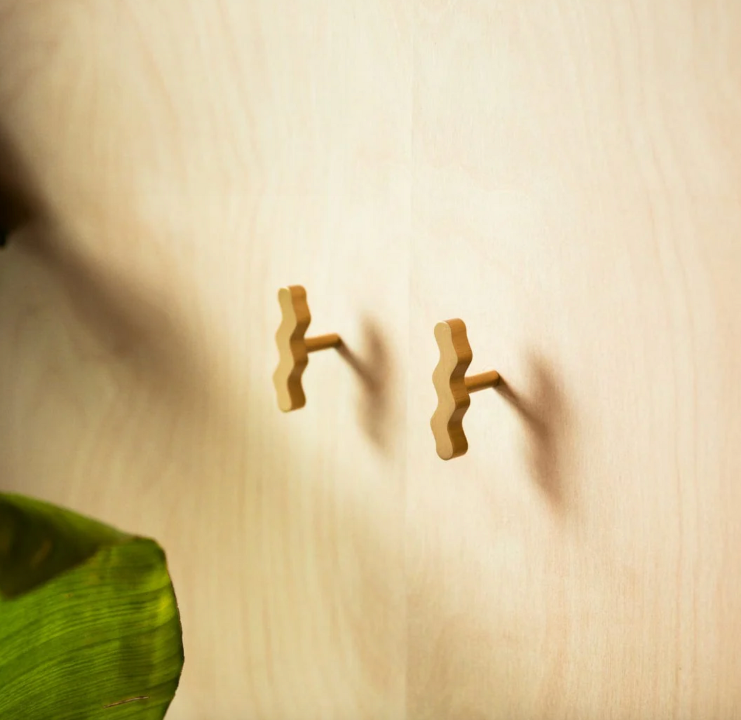 SQUIGGLE Single T Handle