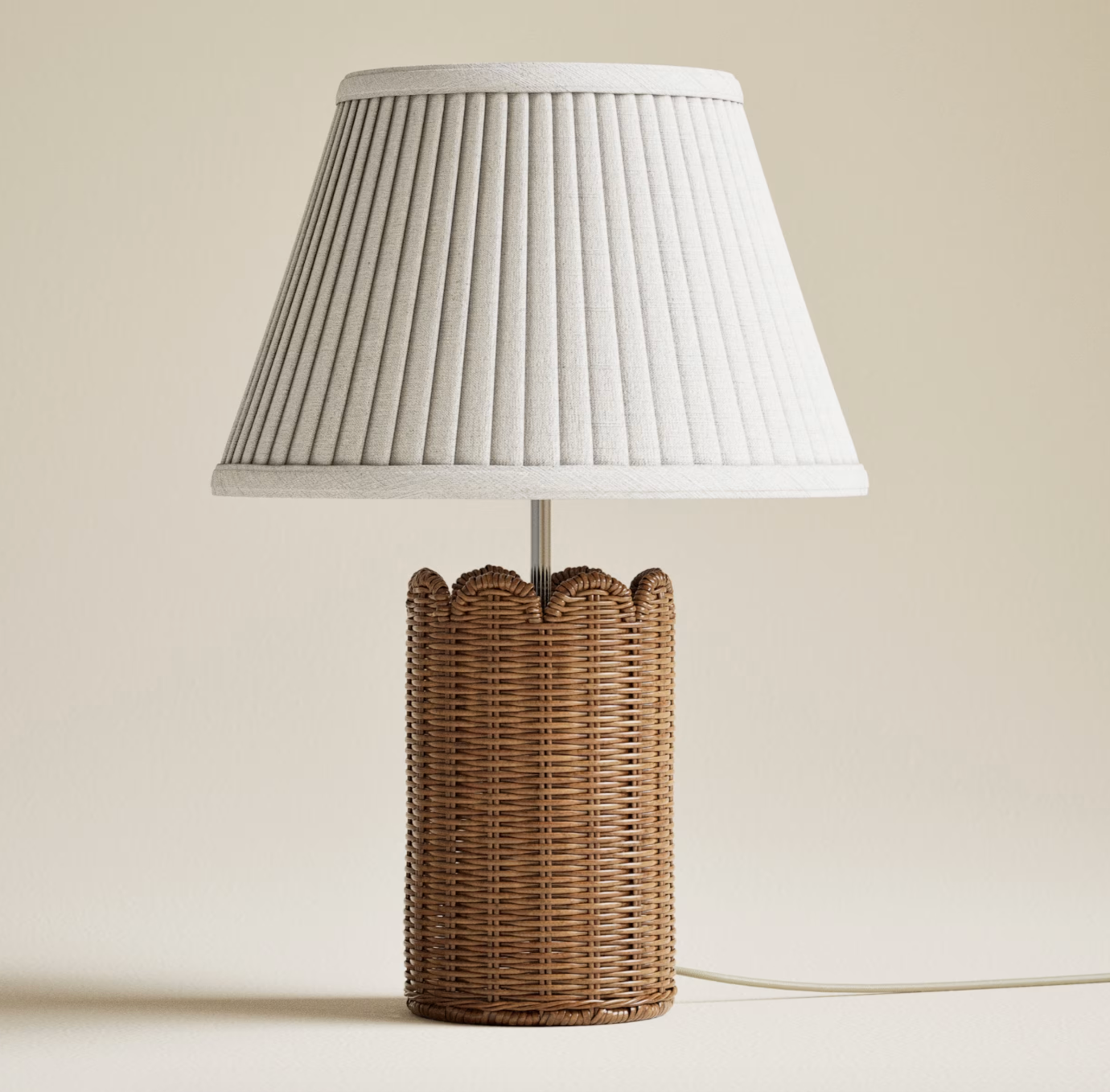 Wicker Scalloped Table Lamp, Natural
