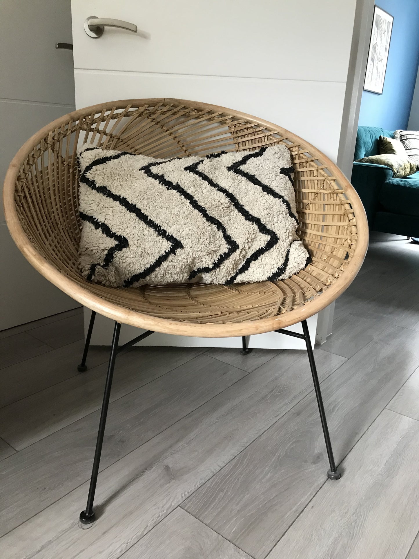Round Ratten Accent Chair, 88x56x24cm