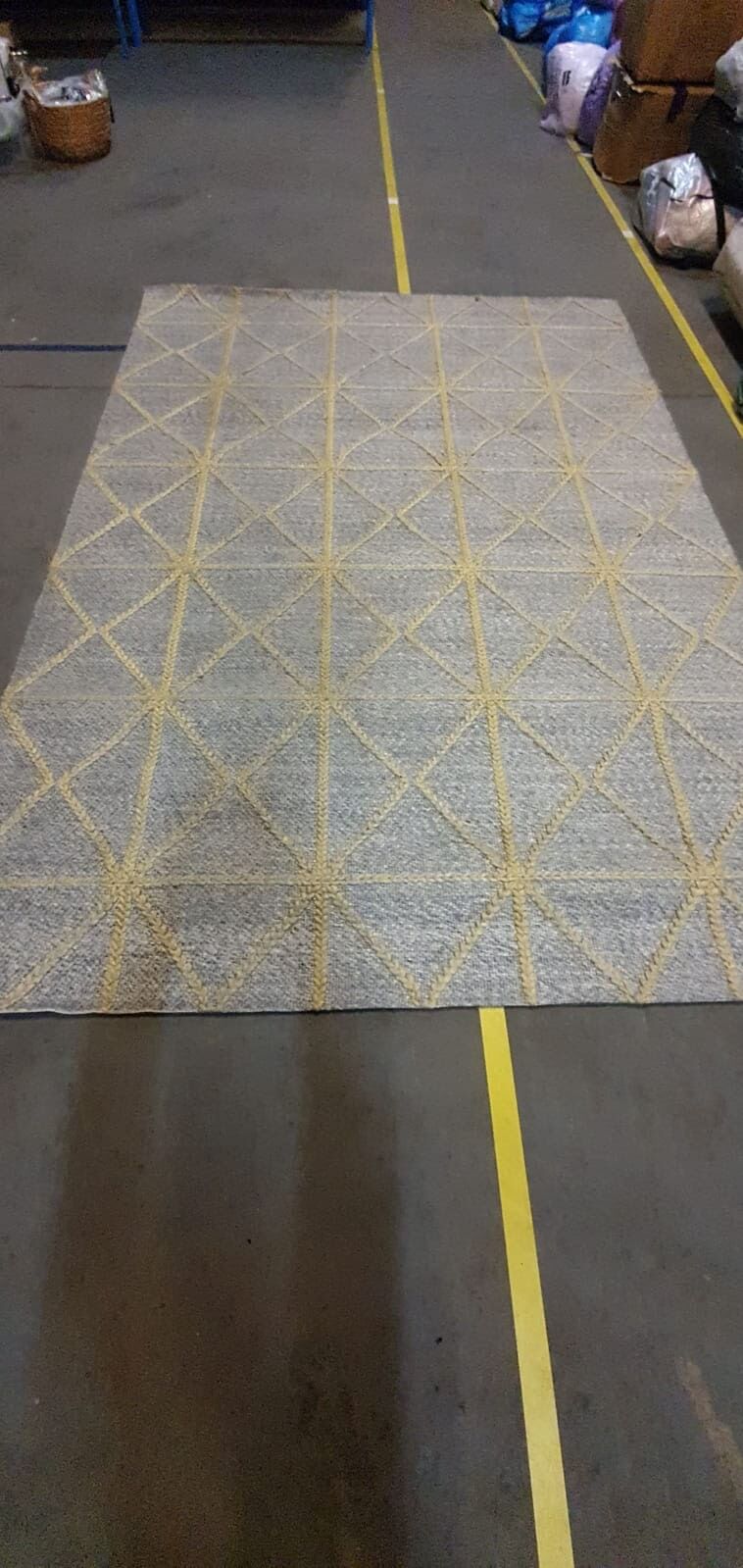 Rug 1050, 205x295cm