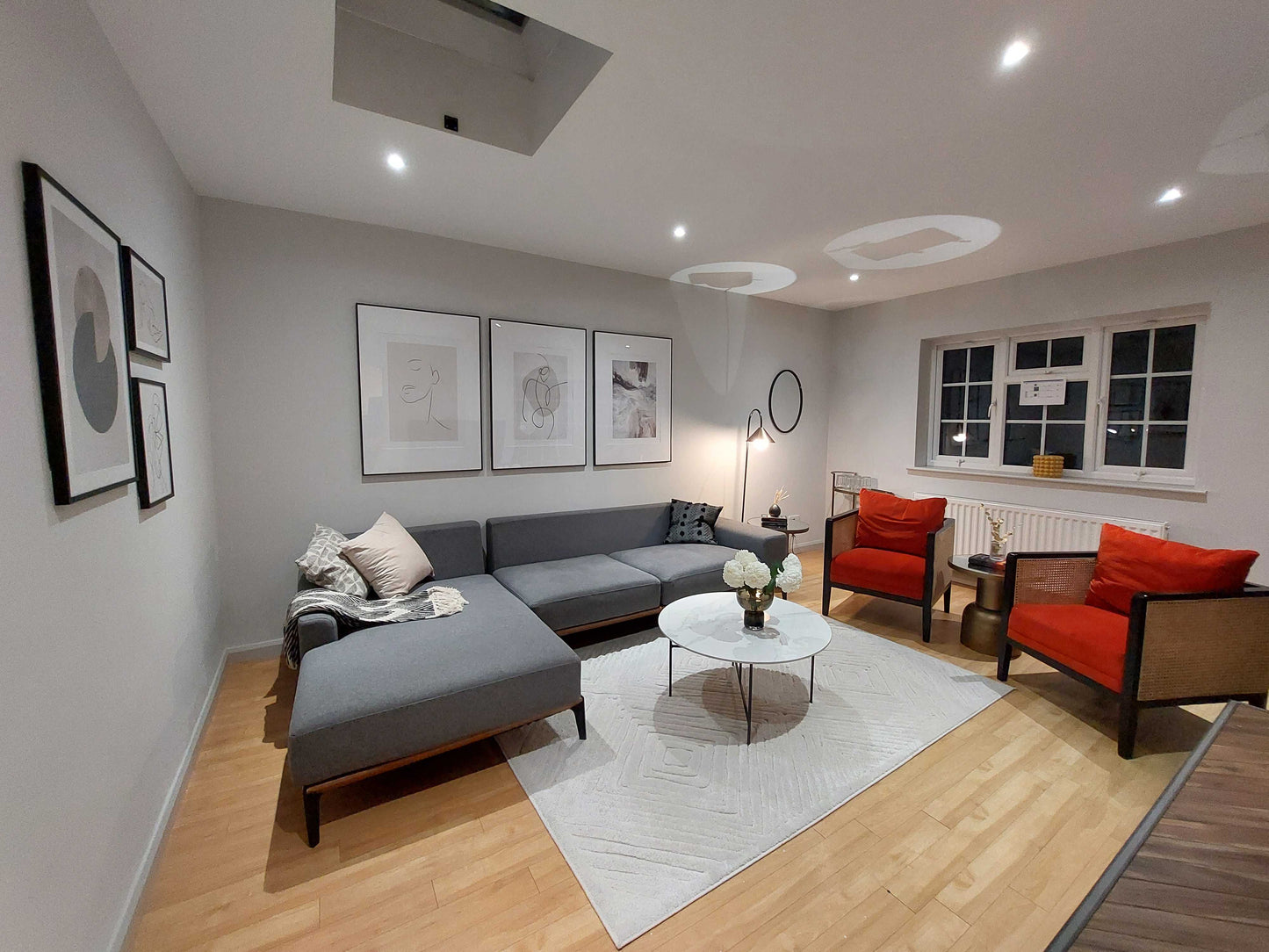 Left Hand Grey Corner Sofa, 160x300x95cm
