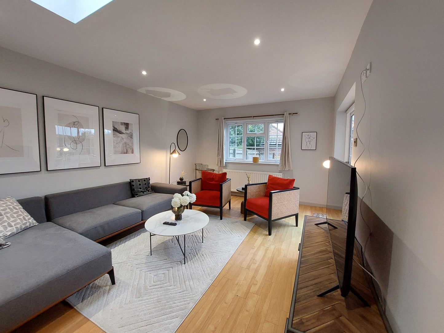 Left Hand Grey Corner Sofa, 160x300x95cm