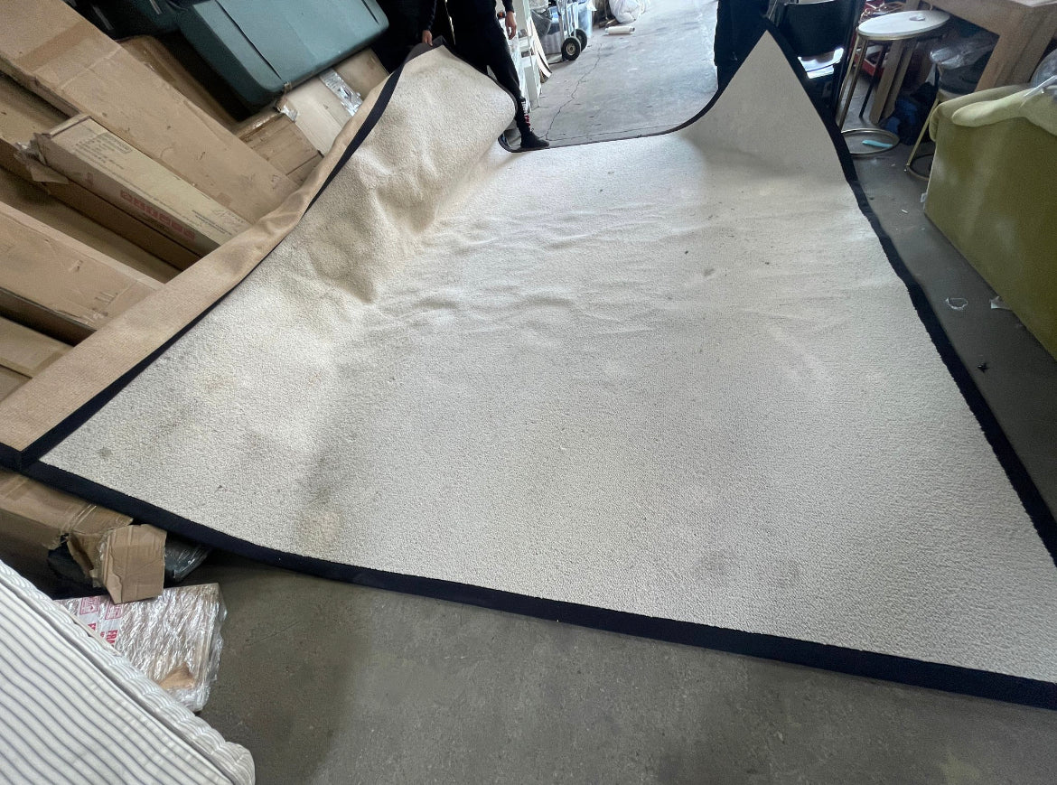 Rug 370 x 370cm