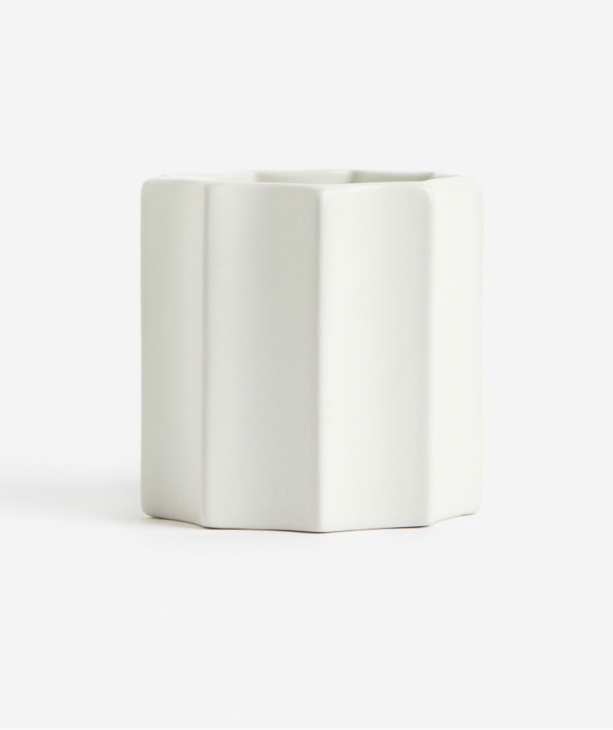 Stoneware toothbrush mug