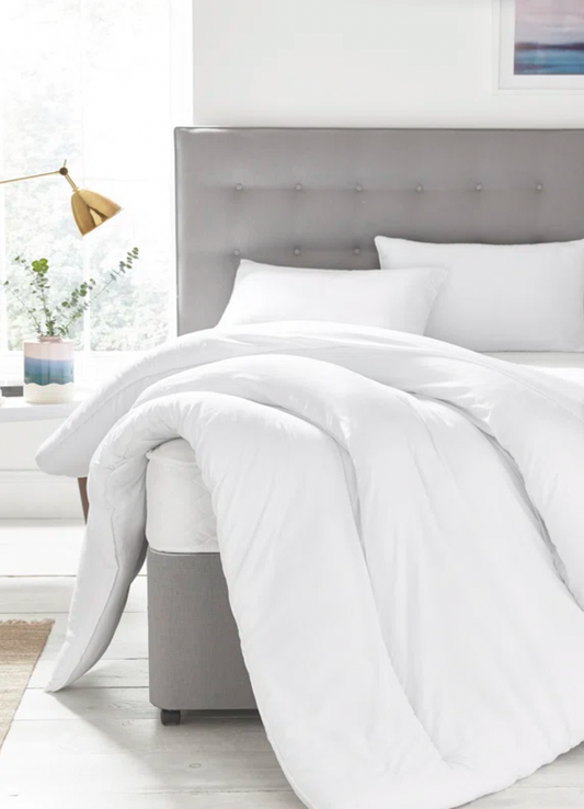 Silentnight Deep Sleep 10.5 Tog Duvet All Season Cosy and Super soft - Double