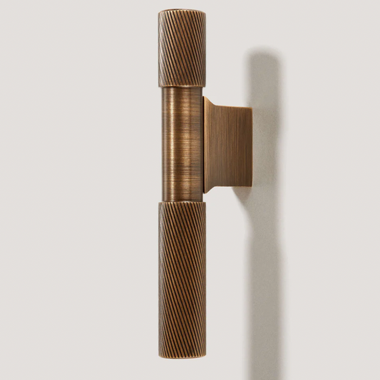 SCOTT Swirled Handle - Antique Brass