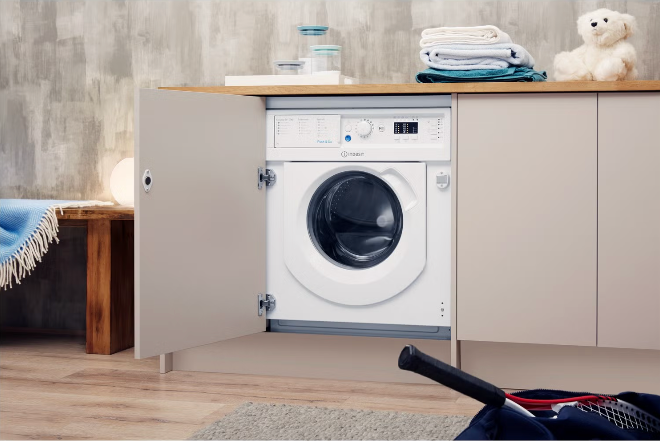 Indesit Push&Go 7kg 1200rpm Integrated Washing Machine - White