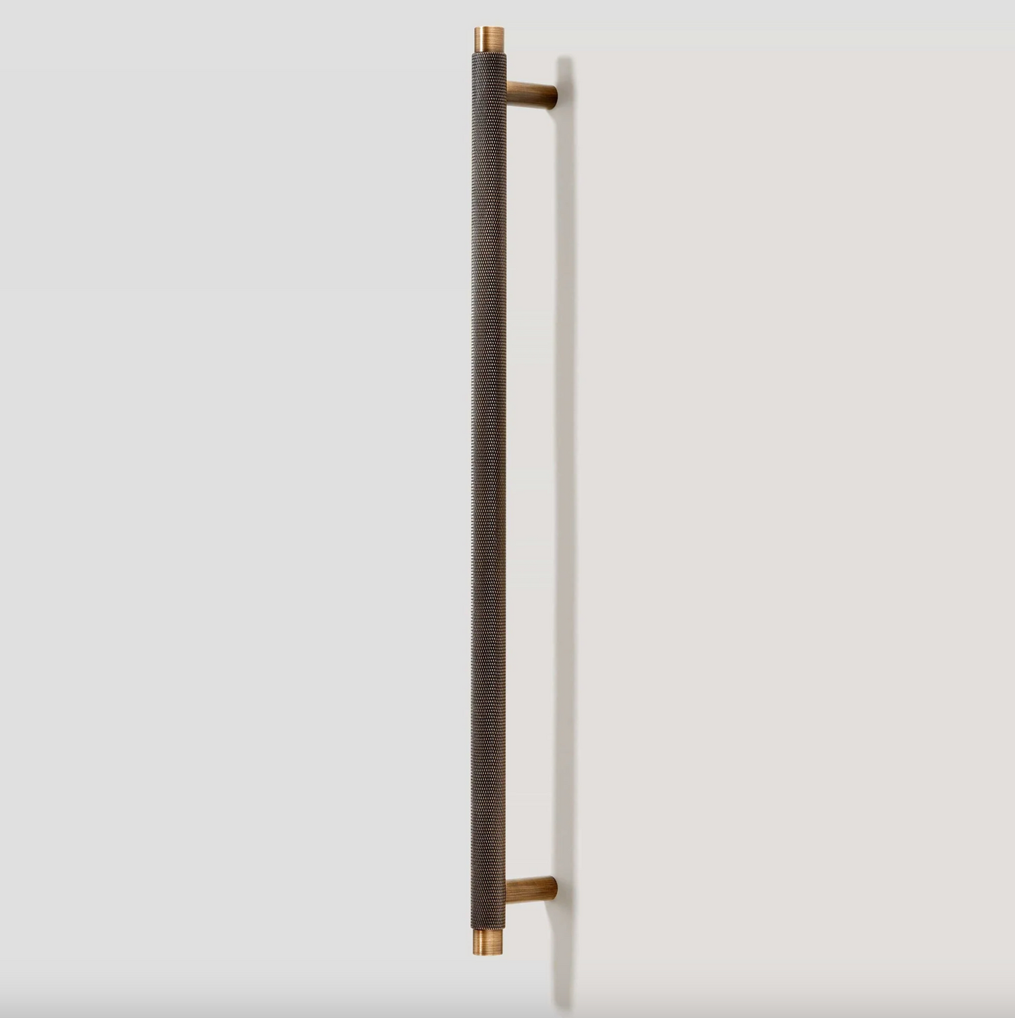 KEPLER Knurled Heavyweight Closet T-Bar Handle - Antique Brass (420mm)