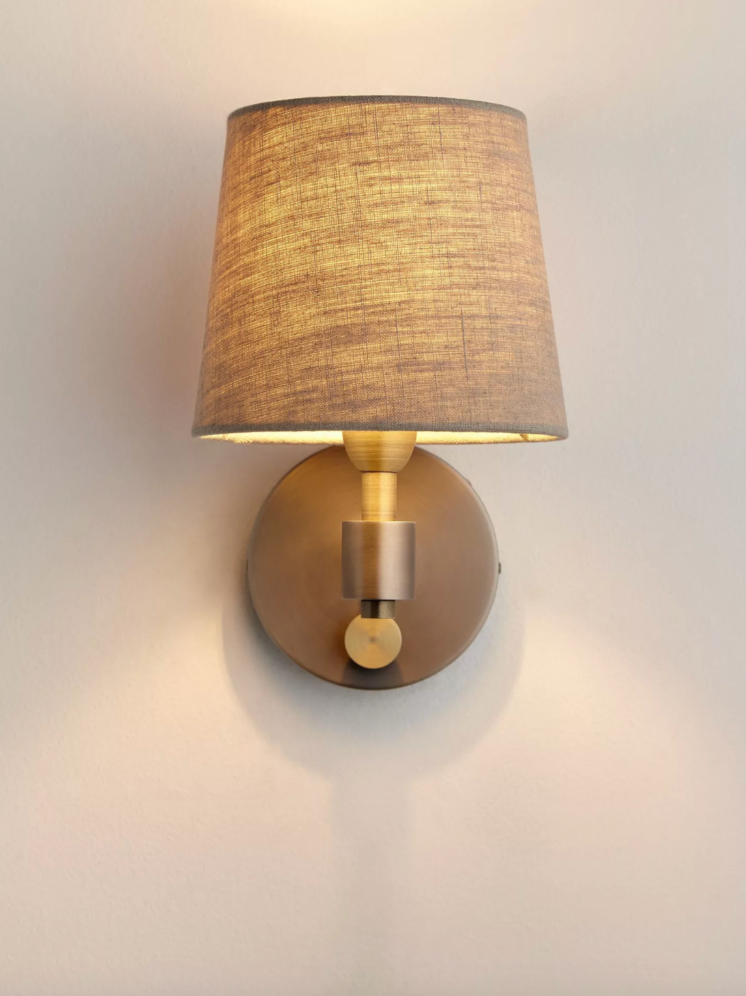 Ansel Wall Light, Brass/Pewter