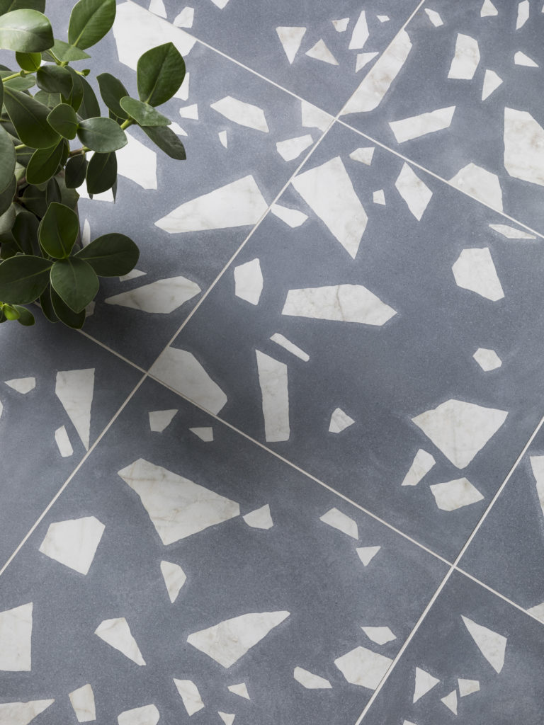 Shard Blue Porcelain 600x600x10mm (M15)