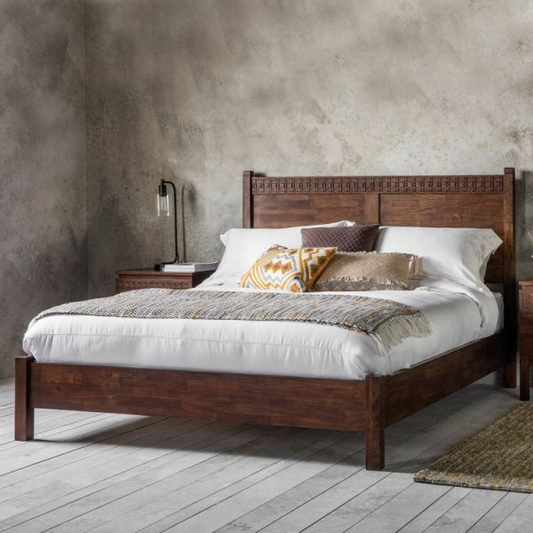 Frank Hudson Boho Boutique, W145 x D201 x H185 cm
