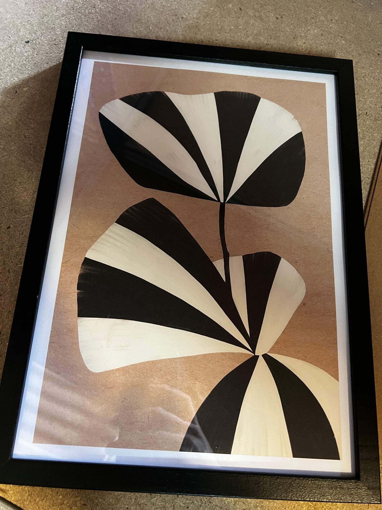 Sylvia Takken - In Bloom 2.0 Poster 21x30cm, Framed