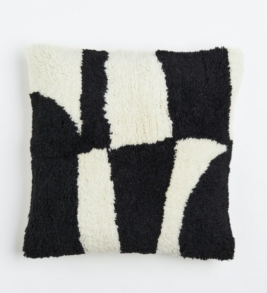 Tufted wool cushion cover