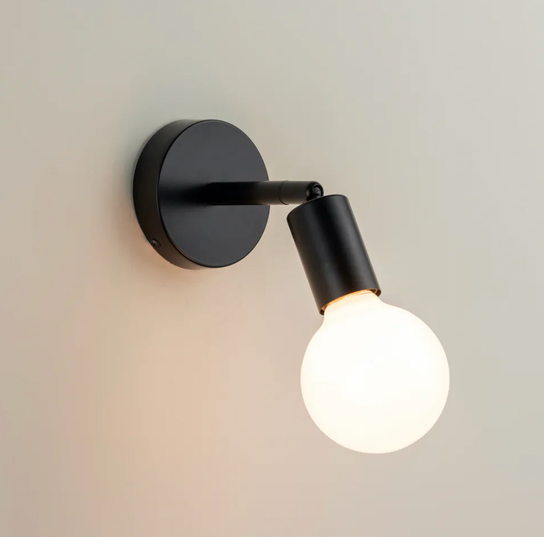 Lever - 1 light matt black wall light