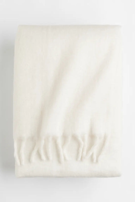 Soft wool-blend blanket