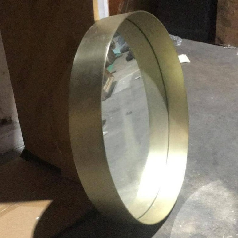 Round Mirror