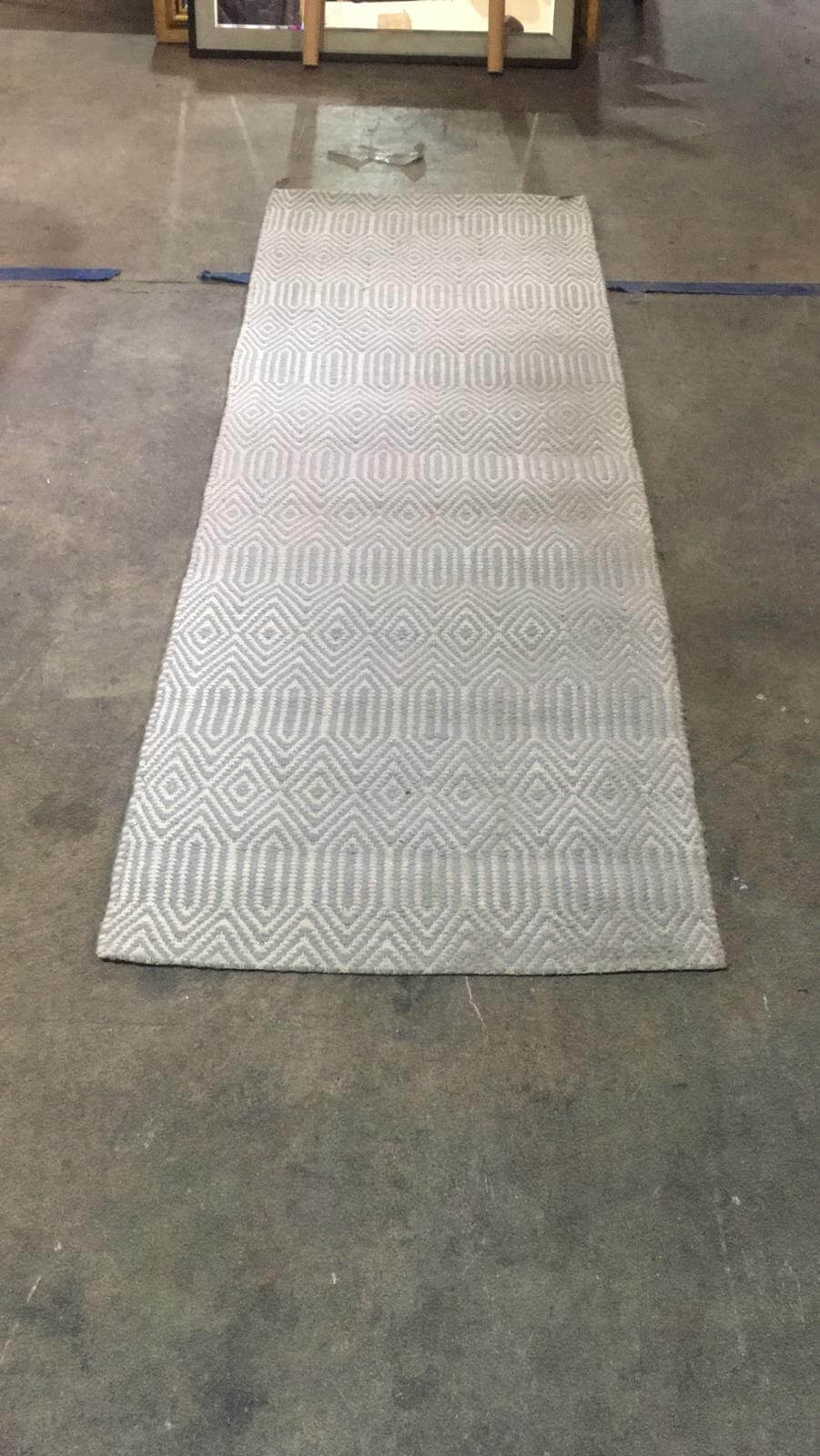 Rug 1028, 200x70cm